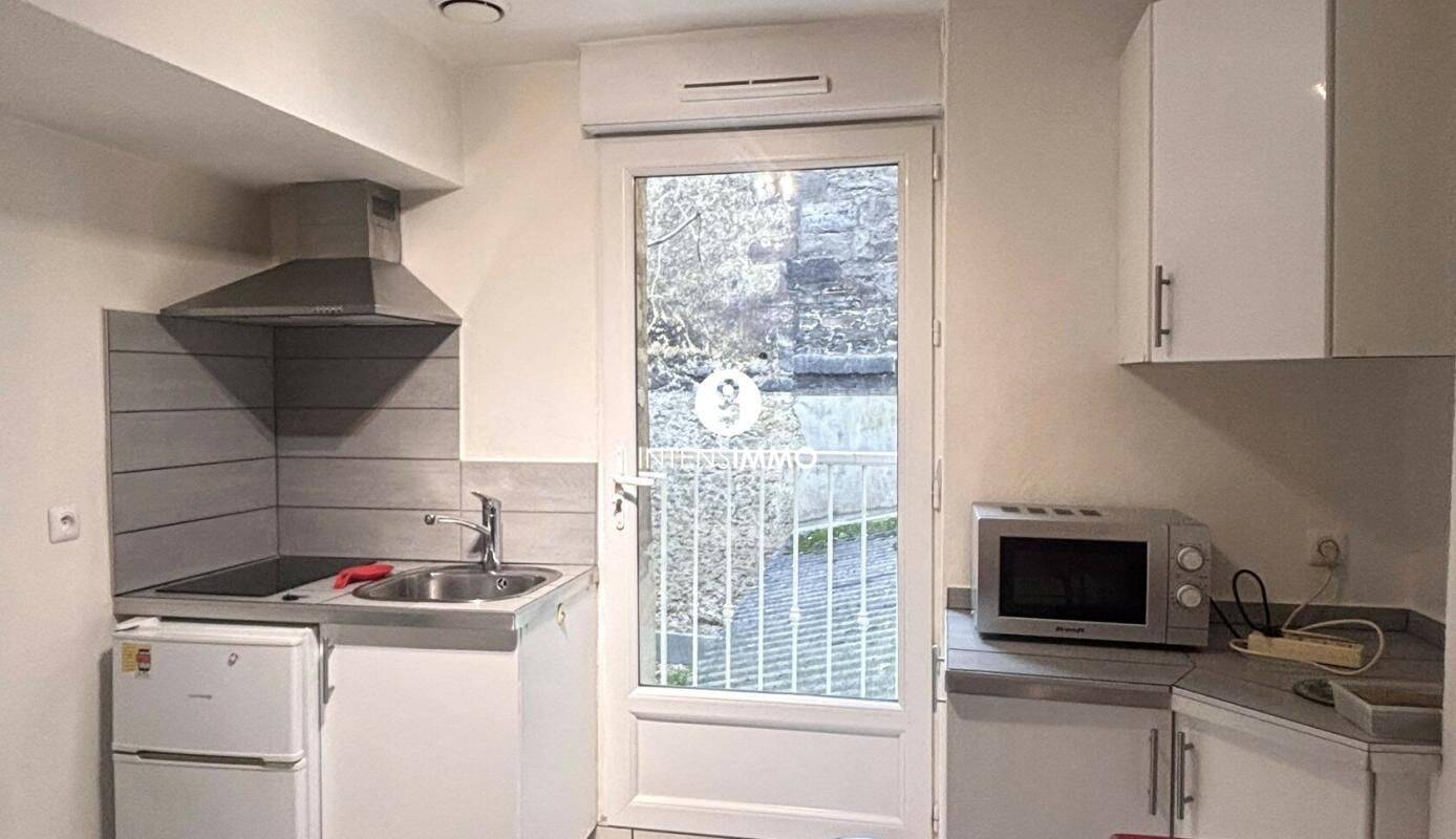 Appartement 1 pièce 18 m² · à Bordeaux · 18 m² · 526 €