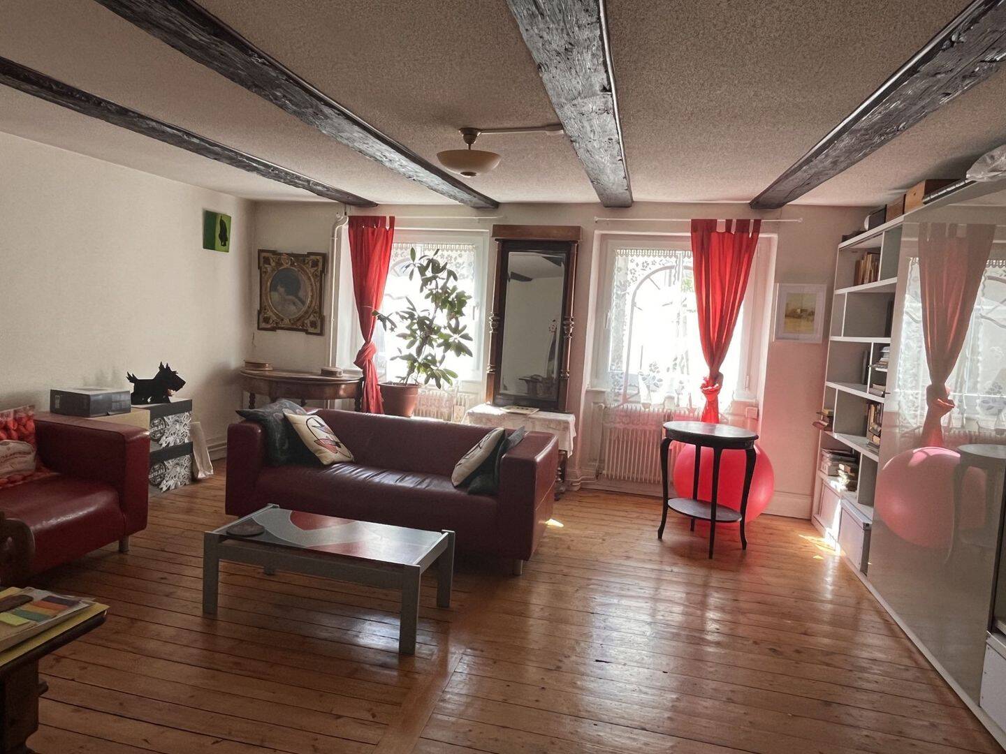 Appartement 5 pièces 110 m² · à Mulhouse · 110 m² · 180 000 €