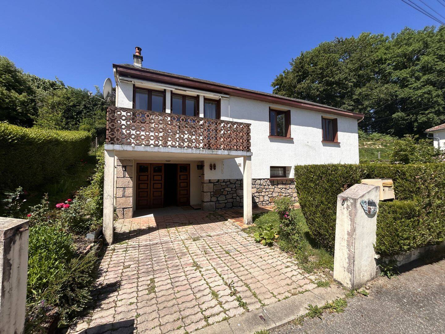 Maison 6 pièces 83 m² · à Ussel · 83 m² · 105 840 €