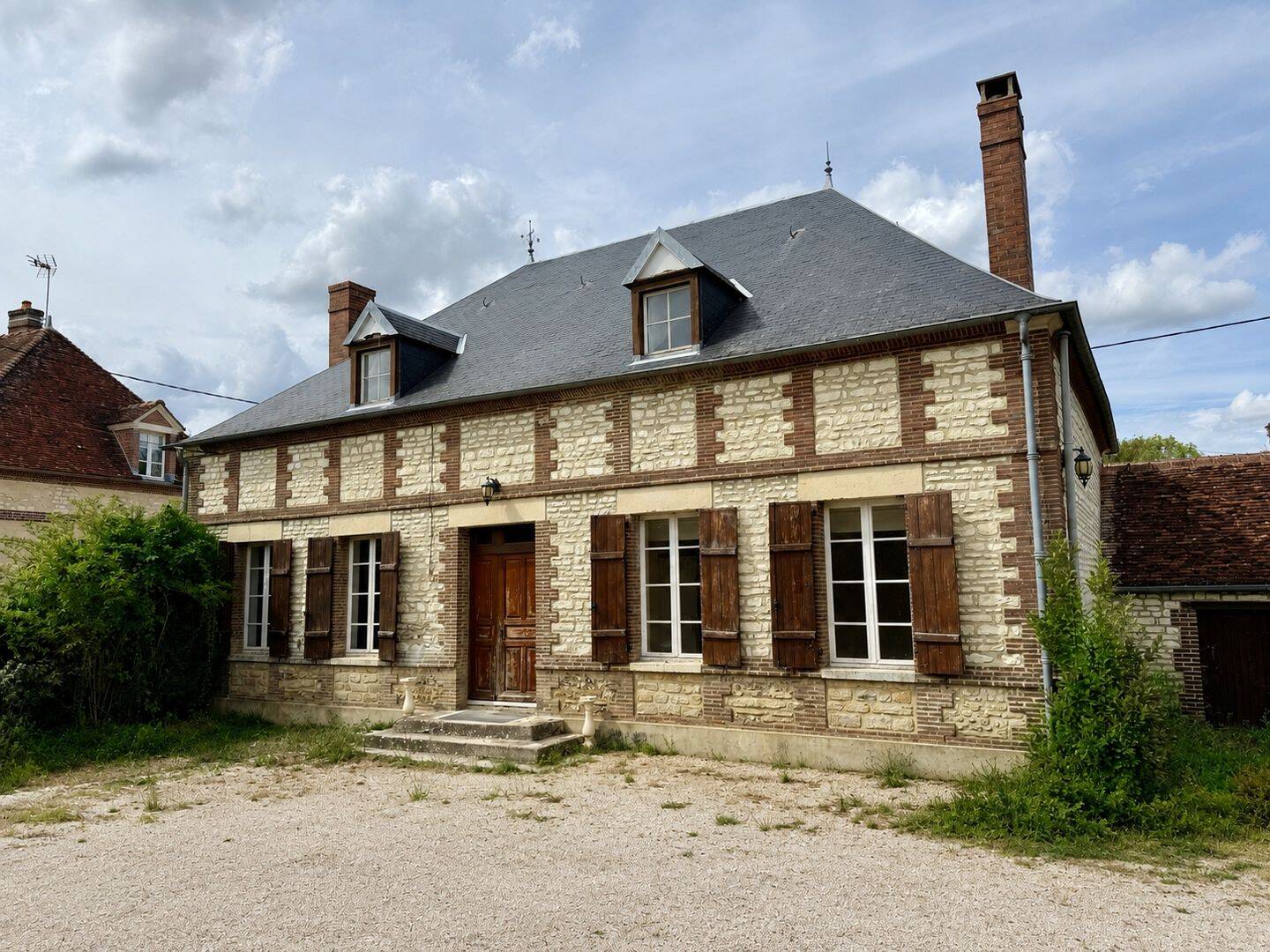 Maison 6 pièces 168 m² · à Montigny-les-Monts · 167,7 m² · 179 000 €