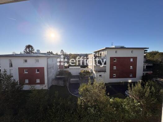 Appartement à vendre 280 000 € 4 pièces 2 chambres 78 m² 4ème étage Polo-Beyris-Saint Amand Bayonne 64100