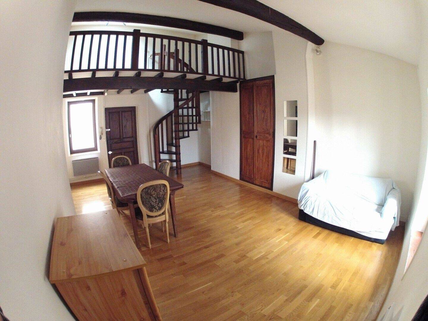 Appartement 2 pièces 45 m² · à Nîmes · 45 m² · 86 000 €