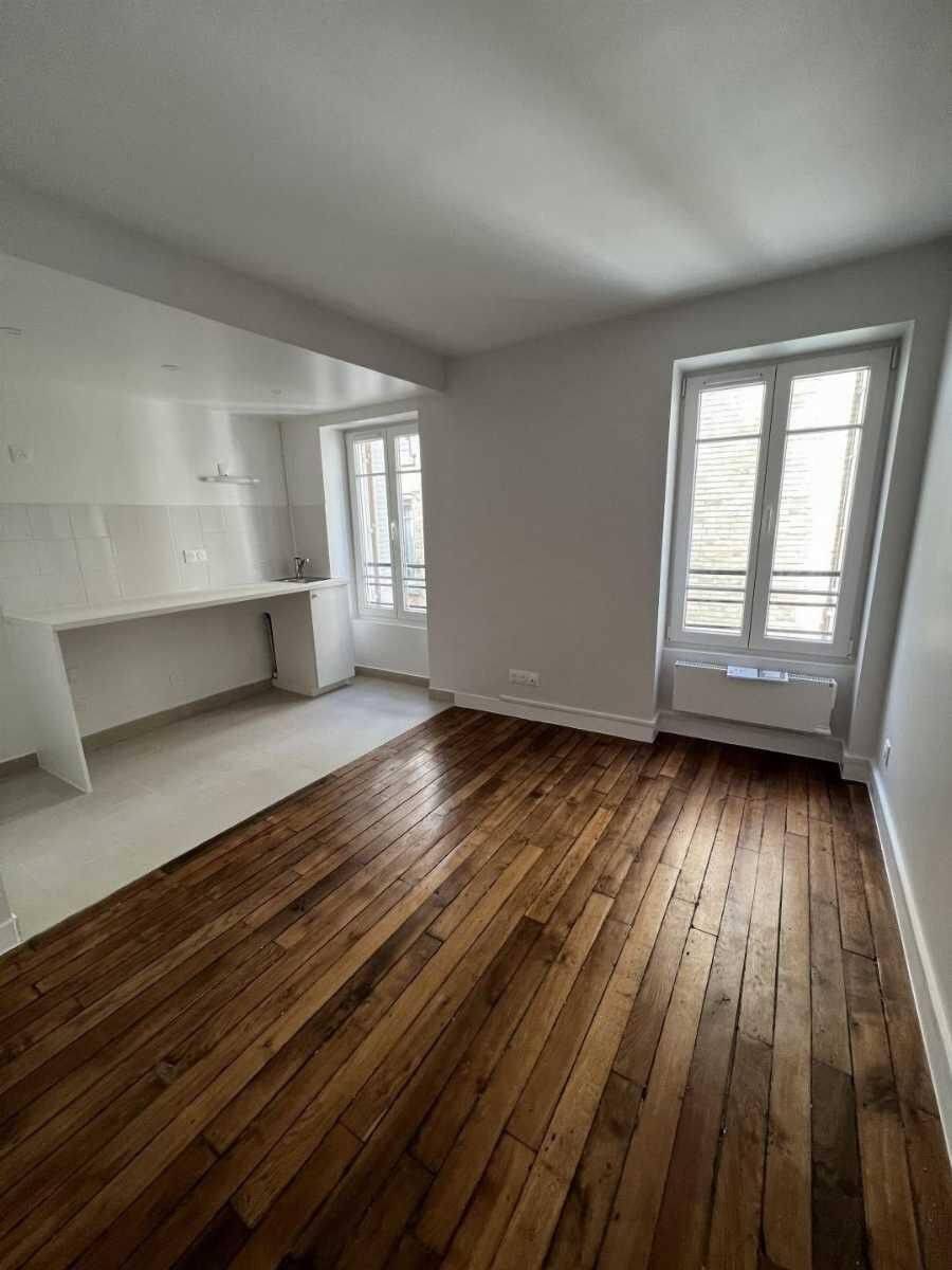 Appartement 2 pièces 33 m² · à Paris 16ème Arrondissement · 33 m² · 1 060 €