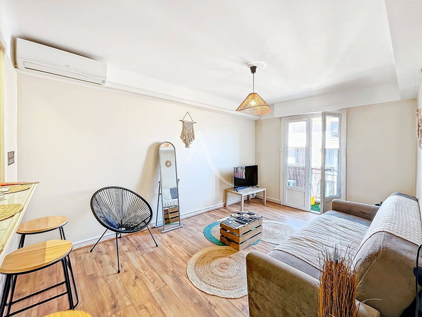 Appartement 2 pièces 33 m² · à Cannes · 32,9 m² · 160 000 €