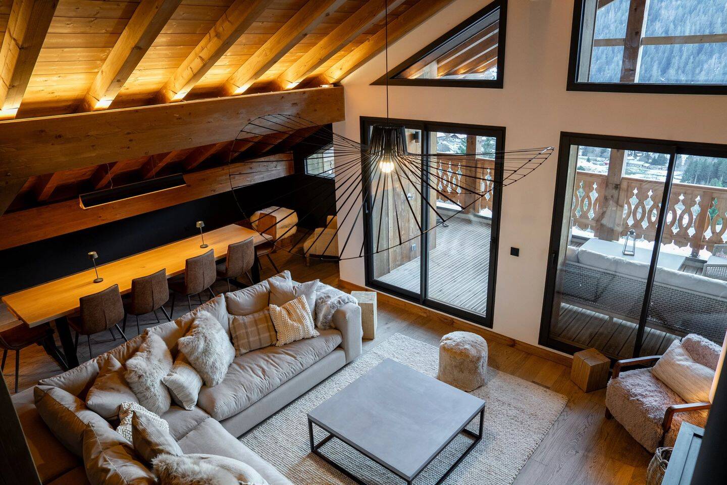 Maison 5 pièces 221 m² · à Châtel · 221,5 m² · 2 850 000 €