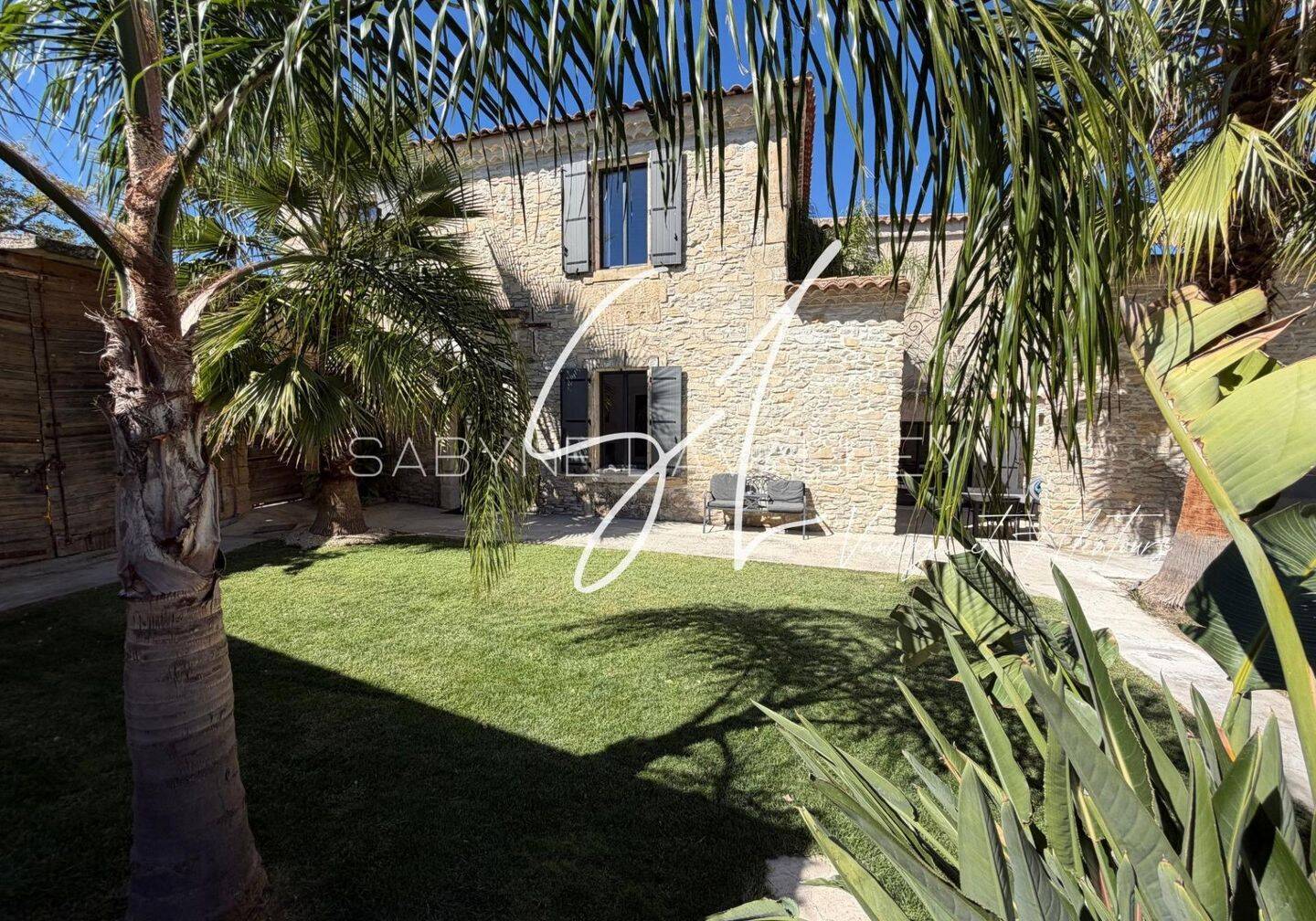 Maison 8 pièces 245 m² · à Calvisson · 245 m² · 749 000 €