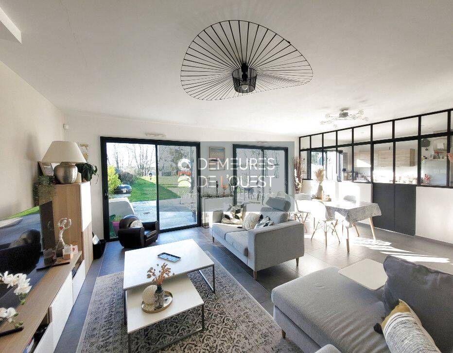 Maison 6 pièces 135 m² · à Saint-Grégoire · 135 m² · 640 000 €