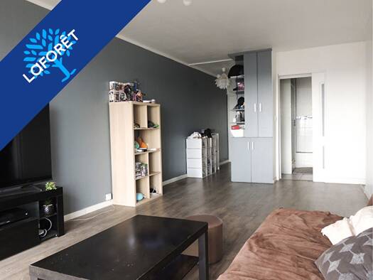 Appartement à vendre 148 000 € 3 pièces 2 chambres 62 m² Étage 7/18 Palmer Cenon 33150