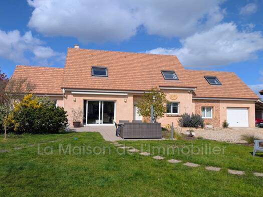 Maison à vendre 367 000 € 7 pièces 5 chambres 152 m² 1 200 m² de terrain Criquebeuf-sur-Seine 27340