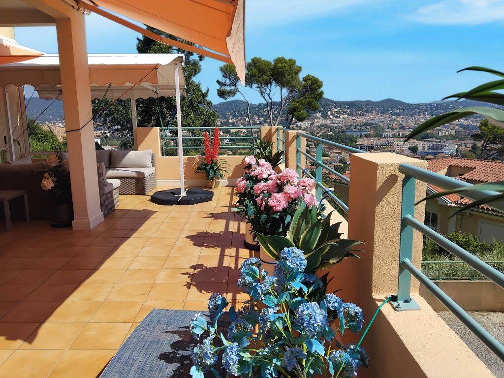 Appartement 4 pièces 98 m² · à Hyères · 98 m² · 780 000 €