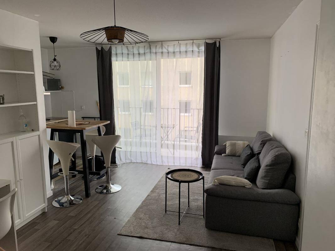 Appartement 1 pièce 37 m² · à Bordeaux · 37 m² · 870 €/mois