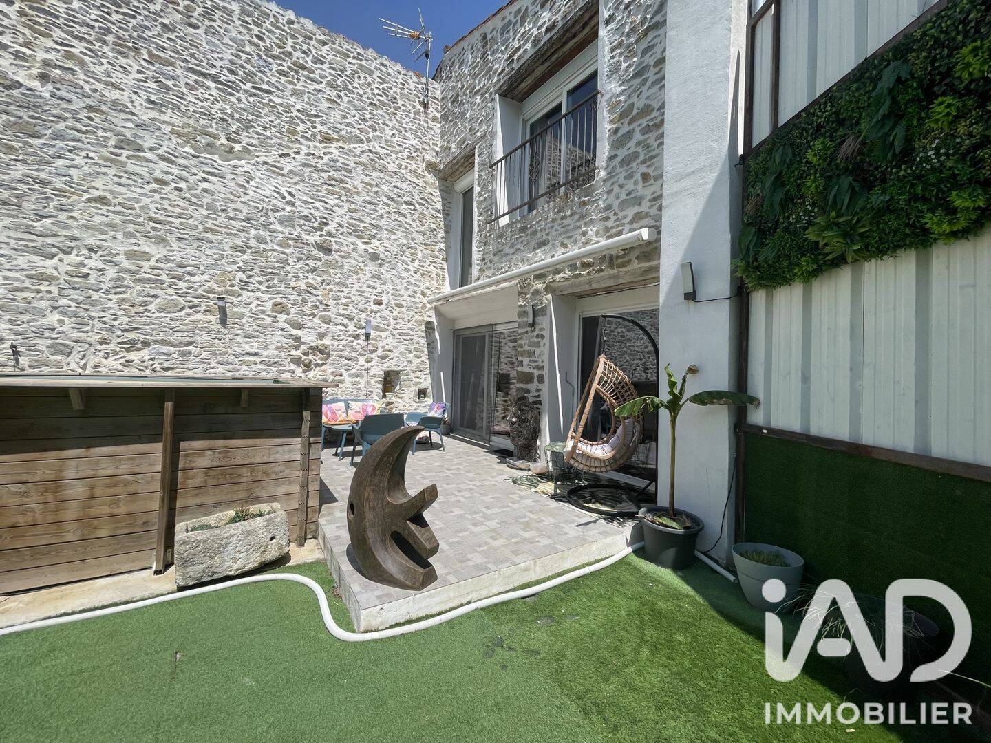 Maison 5 pièces 181 m² · à Trausse · 181 m² · 304 500 €