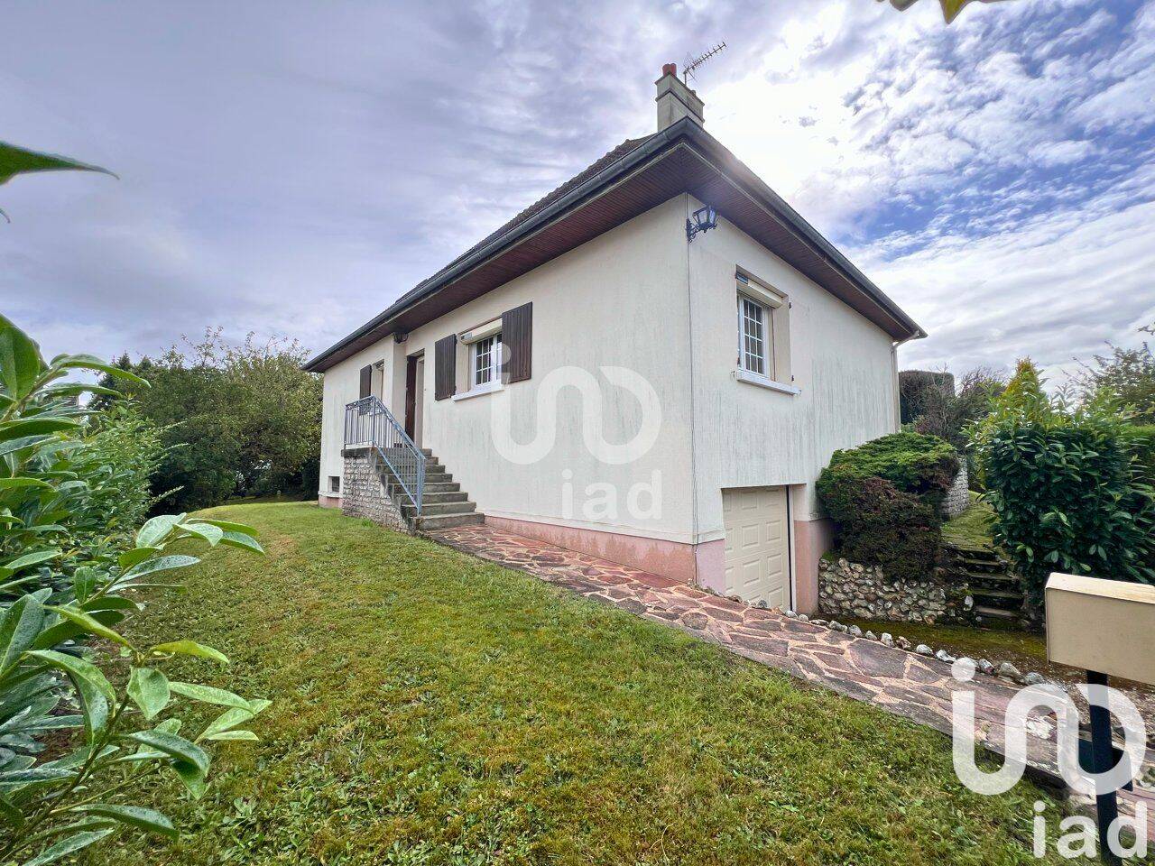 Maison 6 pièces 134 m² · à L'Aigle · 134 m² · 165 000 €