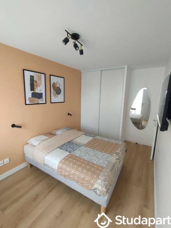1 pièce 10 m² · à Carrières-sous-Poissy · 10 m² · 610 €