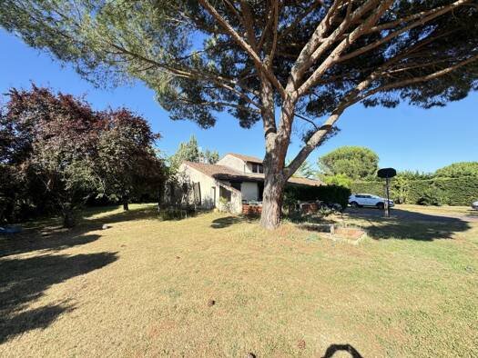 Maison à vendre 300 000 € 4 pièces 3 chambres 135 m² 2 260 m² de terrain Frouzins 31270