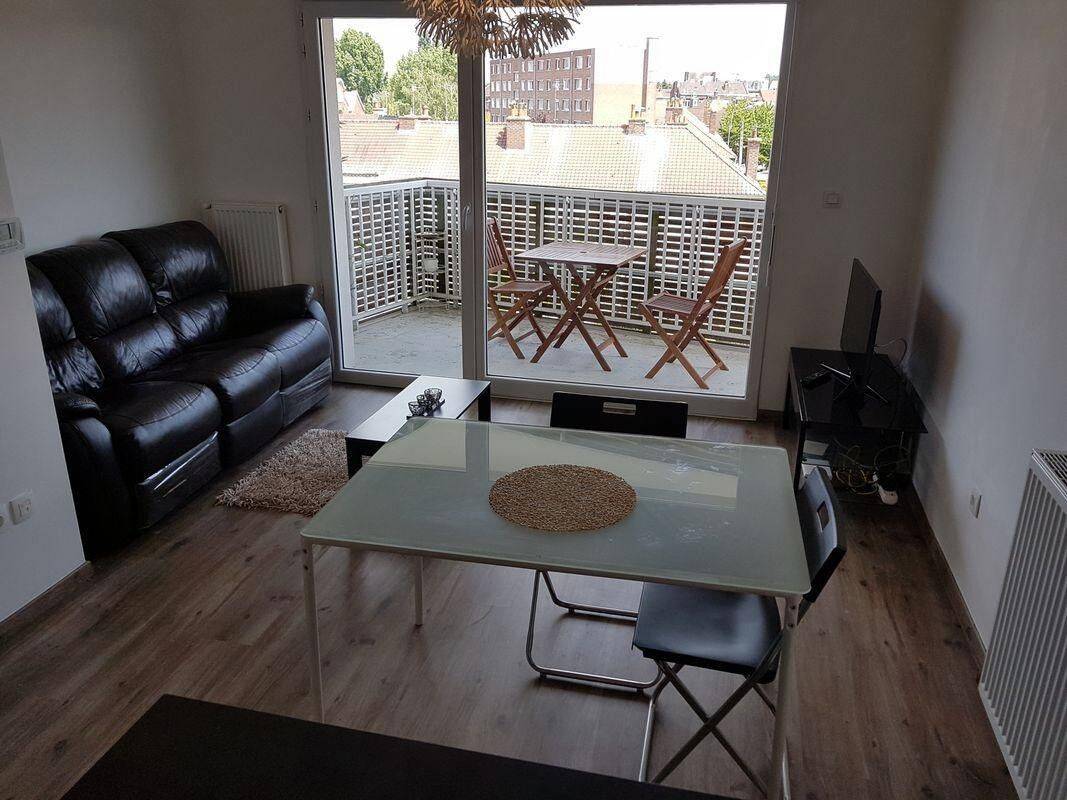 Appartement 2 pièces 40 m² · à La Madeleine · 40 m² · 690 €