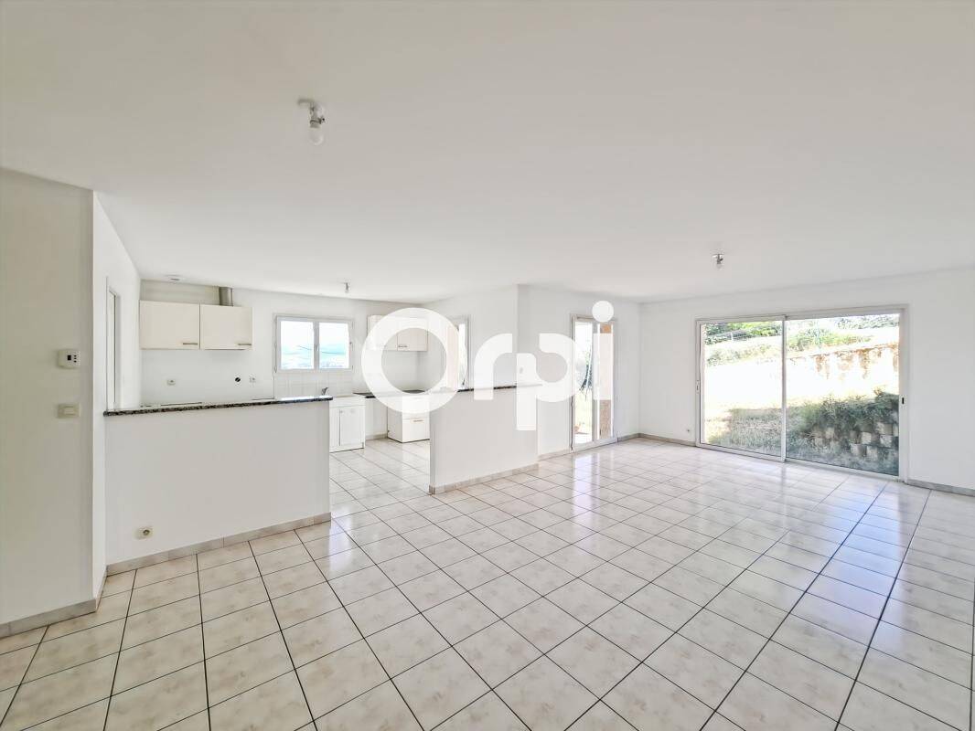Maison 4 pièces 112 m² · à Pomeys · 111,6 m² · 1 200 €/mois