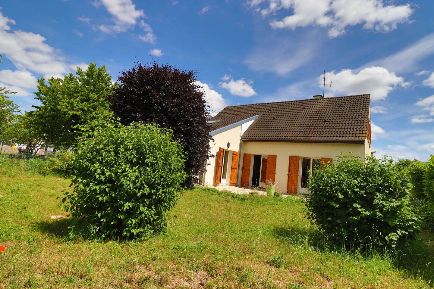 Maison 6 pièces 130 m² · à Châlons-en-Champagne · 130 m² · 219 000 €
