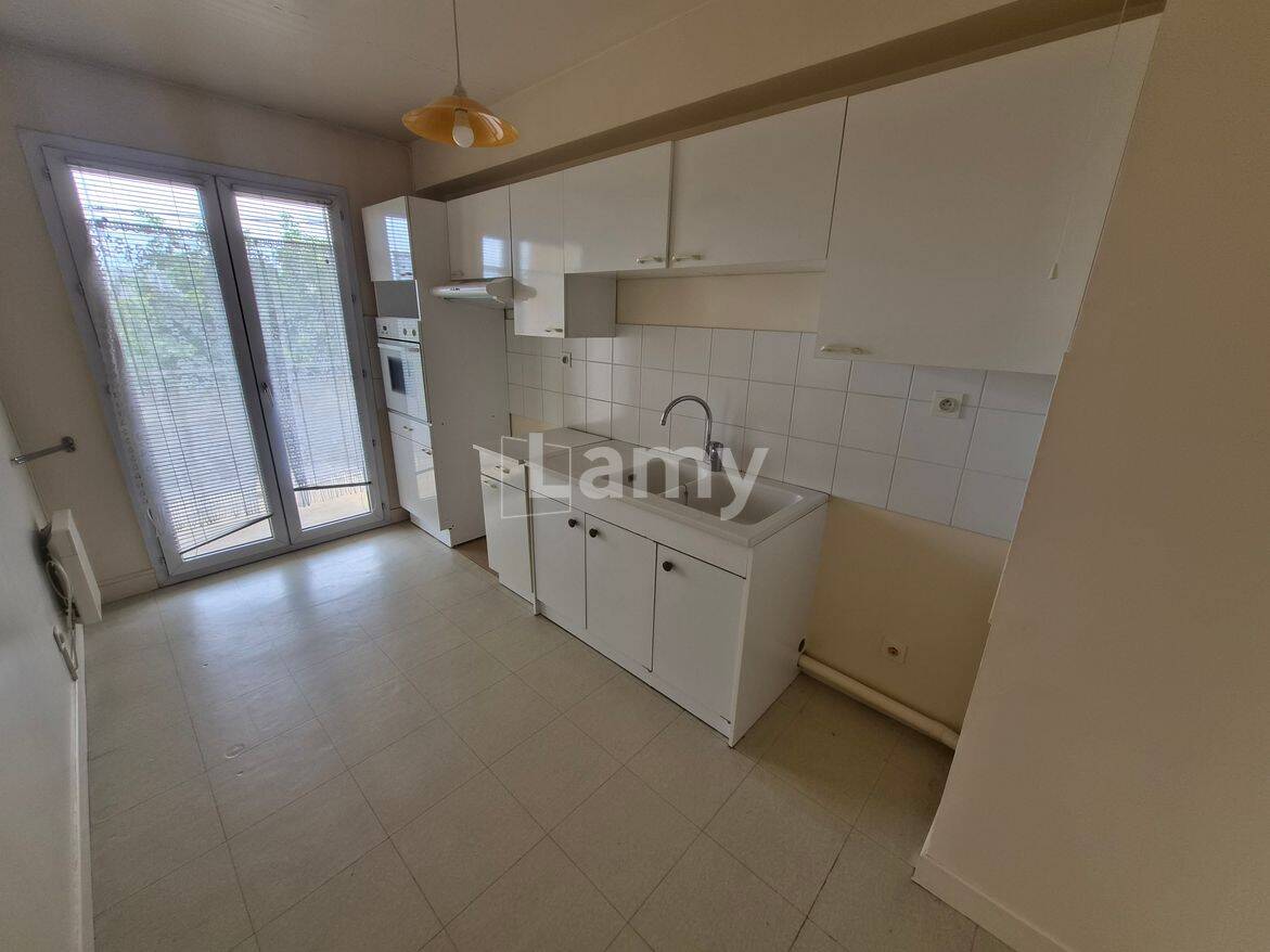 Appartement 2 pièces 58 m² · à Auxerre · 58,4 m² · 660 €