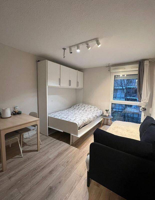 Appartement 2 pièces 20 m² · à Courbevoie · 20 m² · 900 €/mois