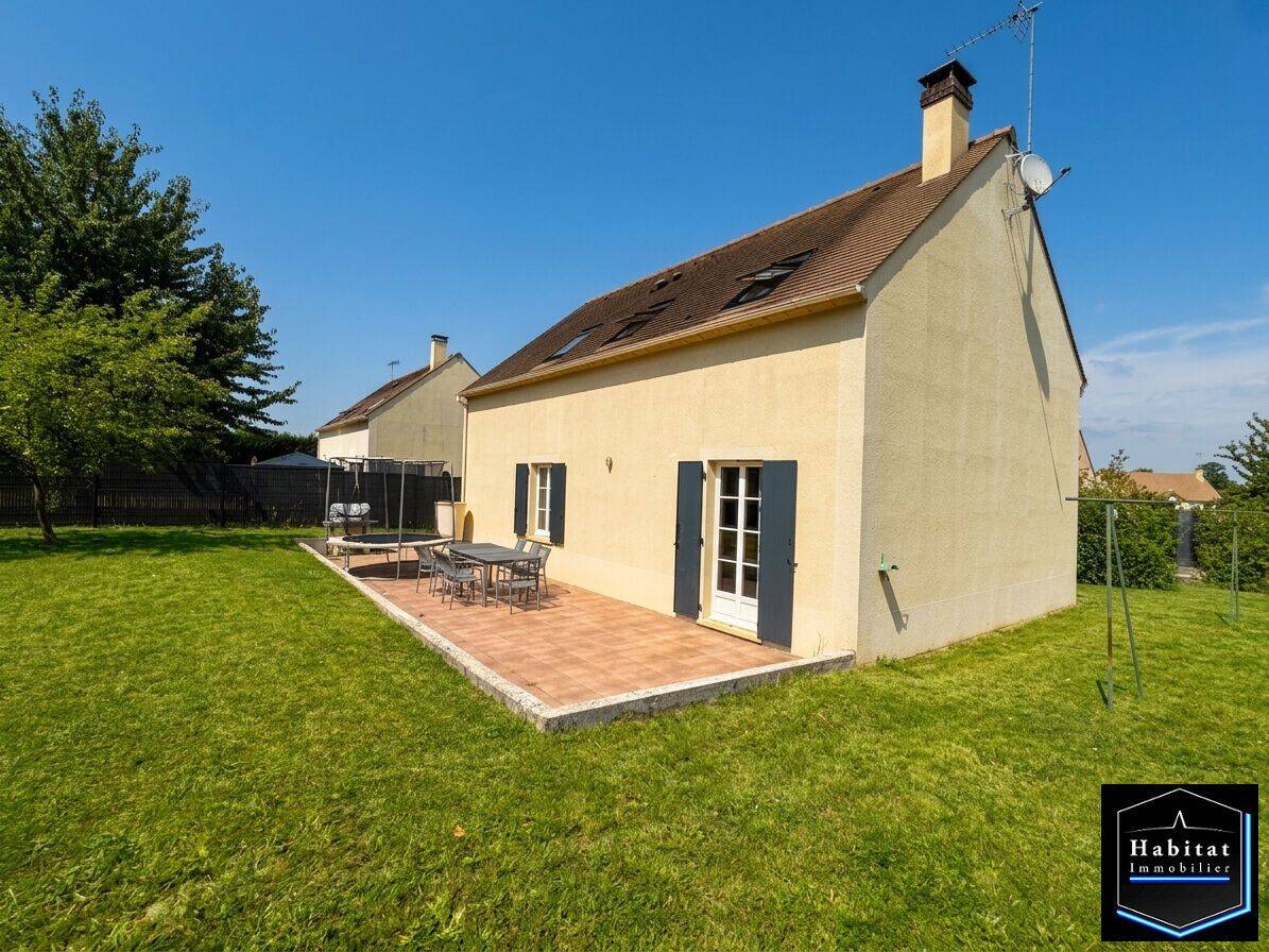 Maison 6 pièces 120 m² · à Nanteuil-le-Haudouin · 120 m² · 290 000 €
