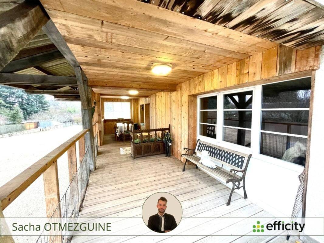 Maison 7 pièces 245 m² · à Tournon-Saint-Martin · 245 m² · 164 000 €