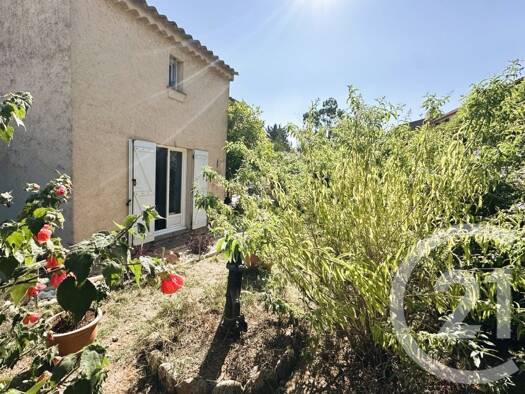 Maison à vendre 550 000 € 3 pièces 2 chambres 135 m² 500 m² de terrain Ouest Cogolin 83310