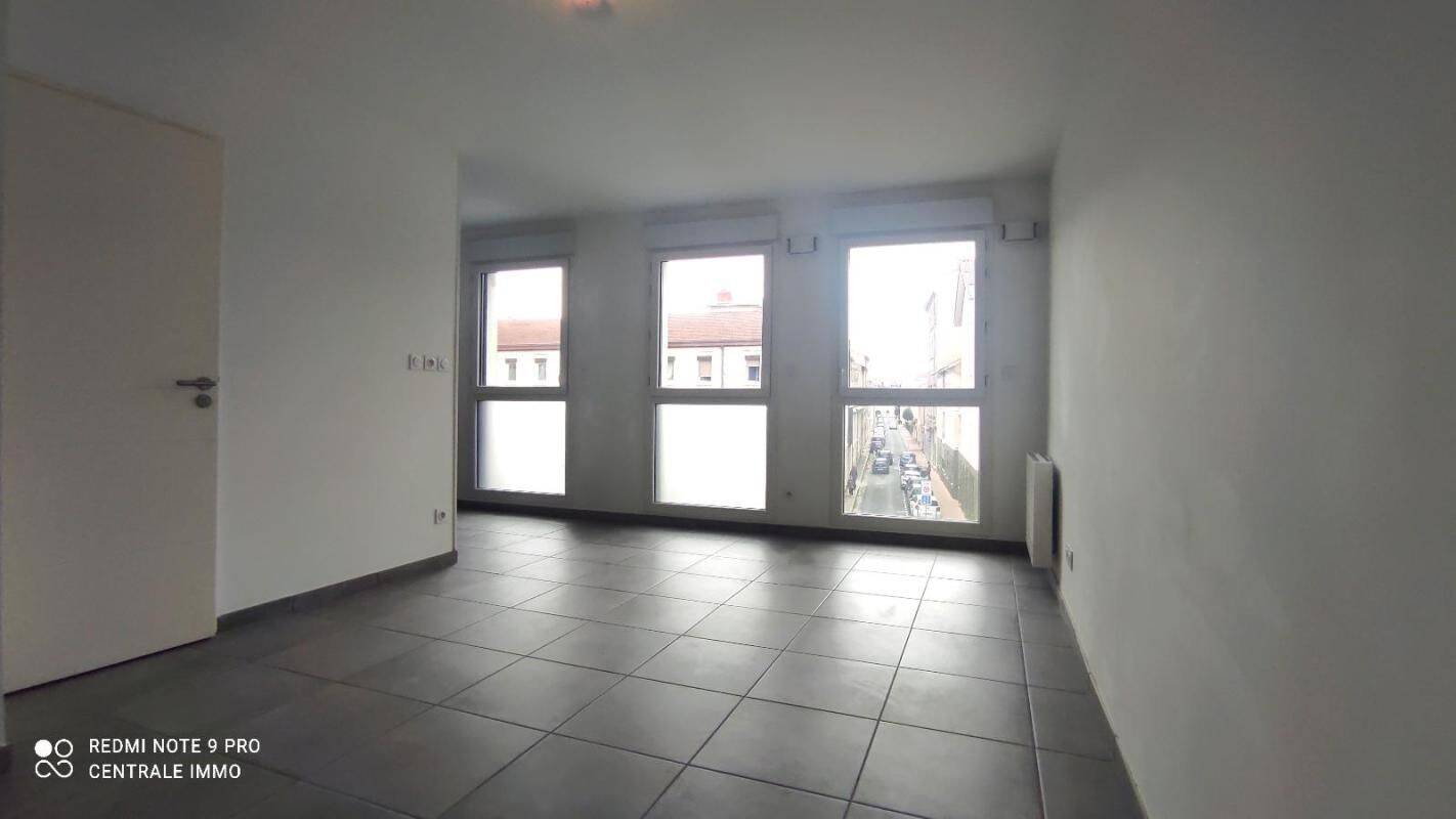 Appartement 1 pièce 28 m² · à Lyon 8ème Arrondissement · 28 m² · 525 €/mois
