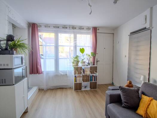 Appartement à vendre 105 600 € 1 pièce 15 m² RDC/2 Les Coteaux de Seine Louveciennes 78430