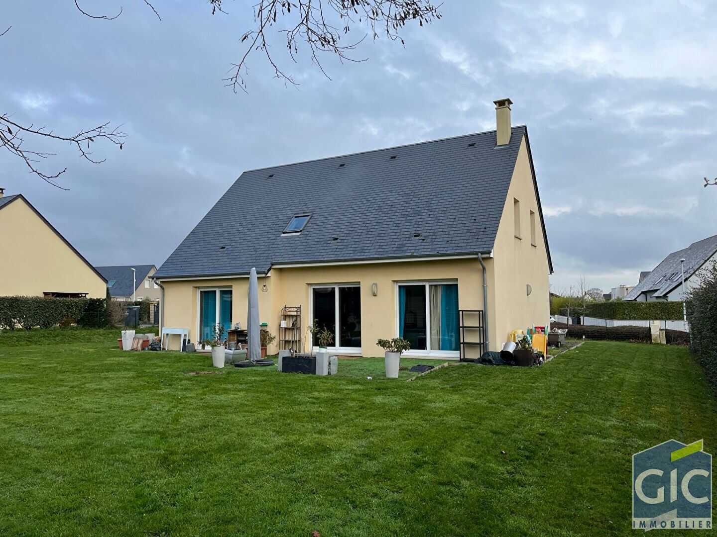 Maison 6 pièces 124 m² · à Éterville · 124,2 m² · 1 200 €/mois