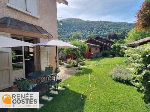 Maison 6 pièces 185 m² · à Grenoble · 185 m² · 73 750 €