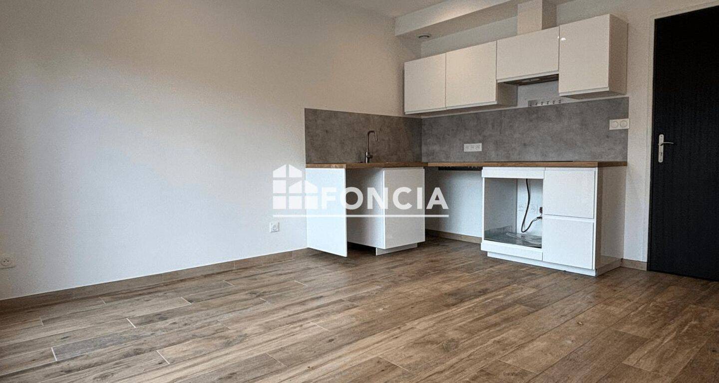 Appartement 2 pièces 27 m² · à Le Blanc-Mesnil · 27 m² · 838 €