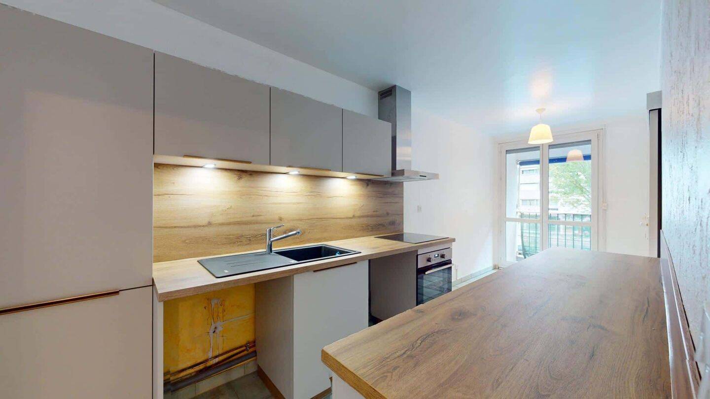 Apartment in Avenue des Champs Perdrix, Dijon for 83 m² with 3 b — 6