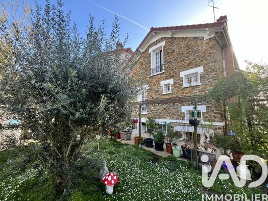 Maison à vendre 312 000 € 4 pièces 3 chambres 90 m² 263 m² de terrain Rive Droite-Apport Paris Gare Corbeil-Essonnes 91100