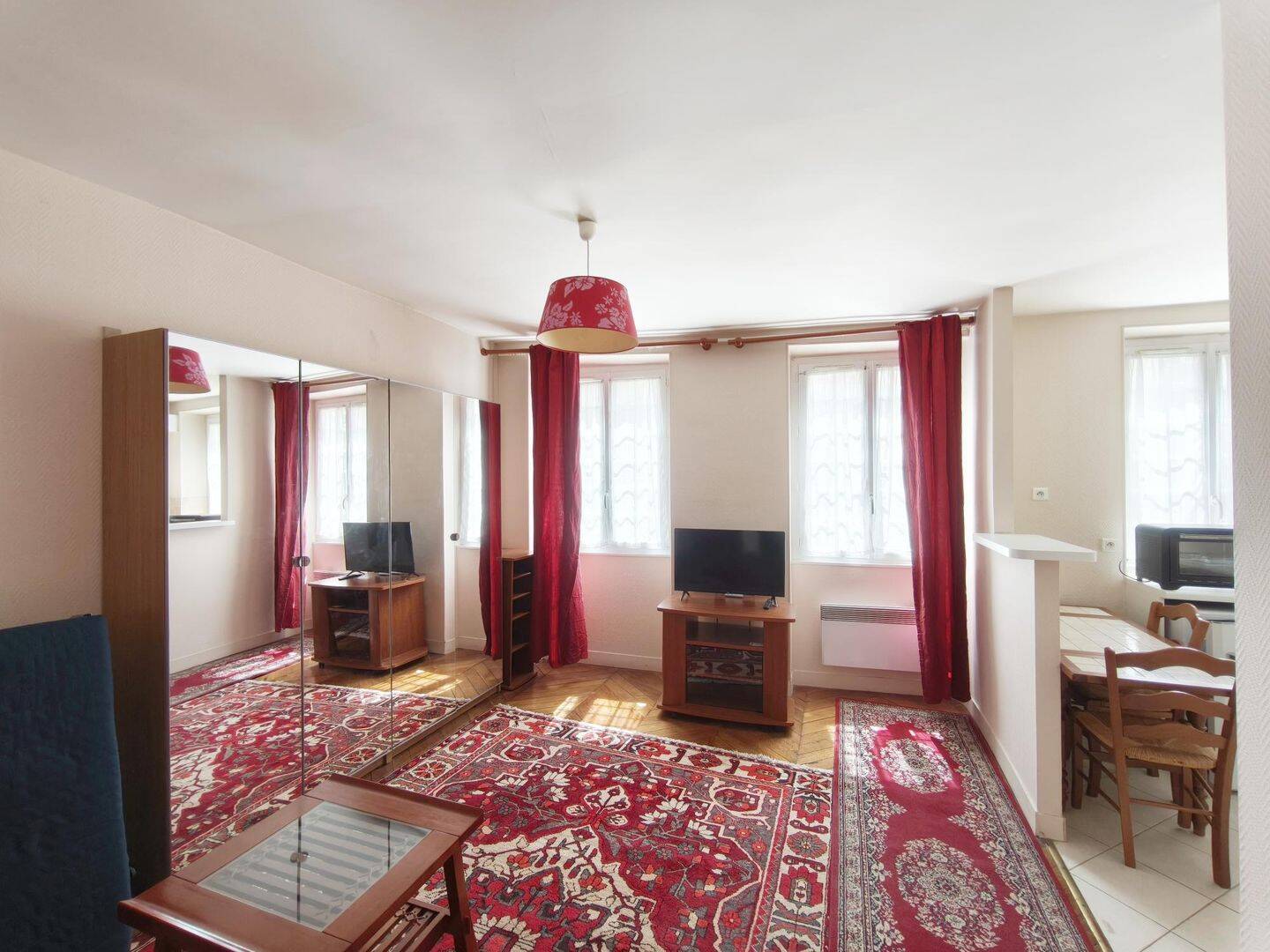 Appartement 1 pièce 25 m² · à Paris 8ème Arrondissement · 25,2 m² · 1 160 €