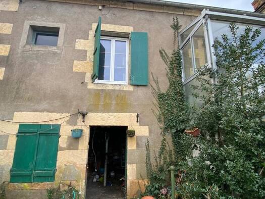 Maison à vendre 35 000 € 4 pièces 2 chambres 60 m² 1 036 m² de terrain Guérigny 58130