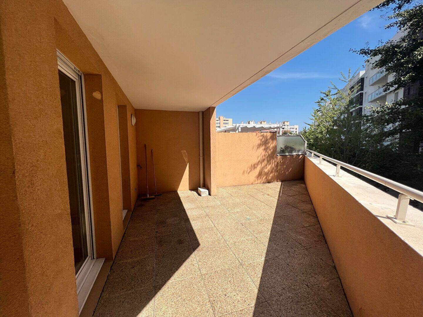 Appartement 3 pièces 53 m² · à Marseille 10ème Arrondissement · 52,8 m² · 1 035 €