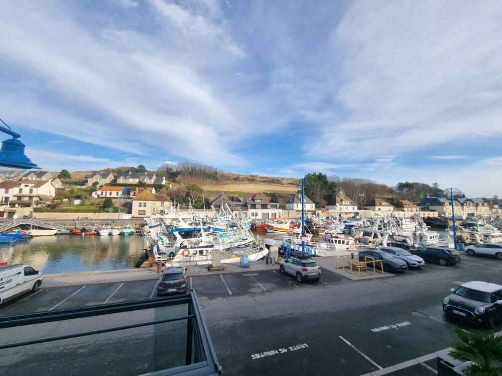 Appartement 3 pièces 81 m² · à Port-en-Bessin-Huppain · 81 m² · 705 €