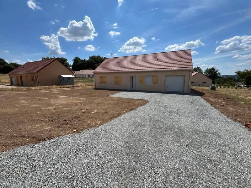 Maison 4 pièces 85 m² · à Saint-Yrieix-la-Perche · 84,8 m² · 1 200 €