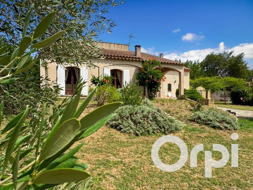 Maison 5 pièces 130 m² · à Jonquières-Saint-Vincent · 130 m² · 413 000 €
