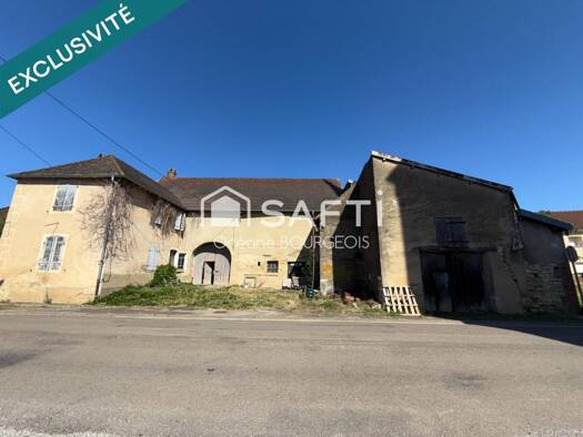 Ferme à vendre 58 000 € 7 pièces 2 chambres 540 m² 3 913 m² de terrain Velloreille-lès-Choye 70700