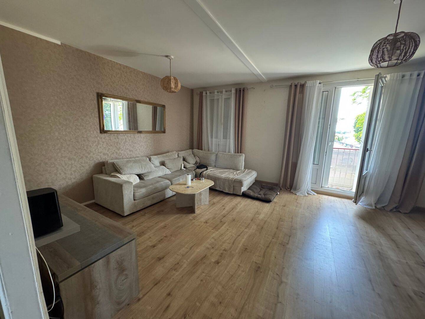 Appartement 4 pièces 83 m² · à Luxeuil-les-Bains · 83 m² · 430 €