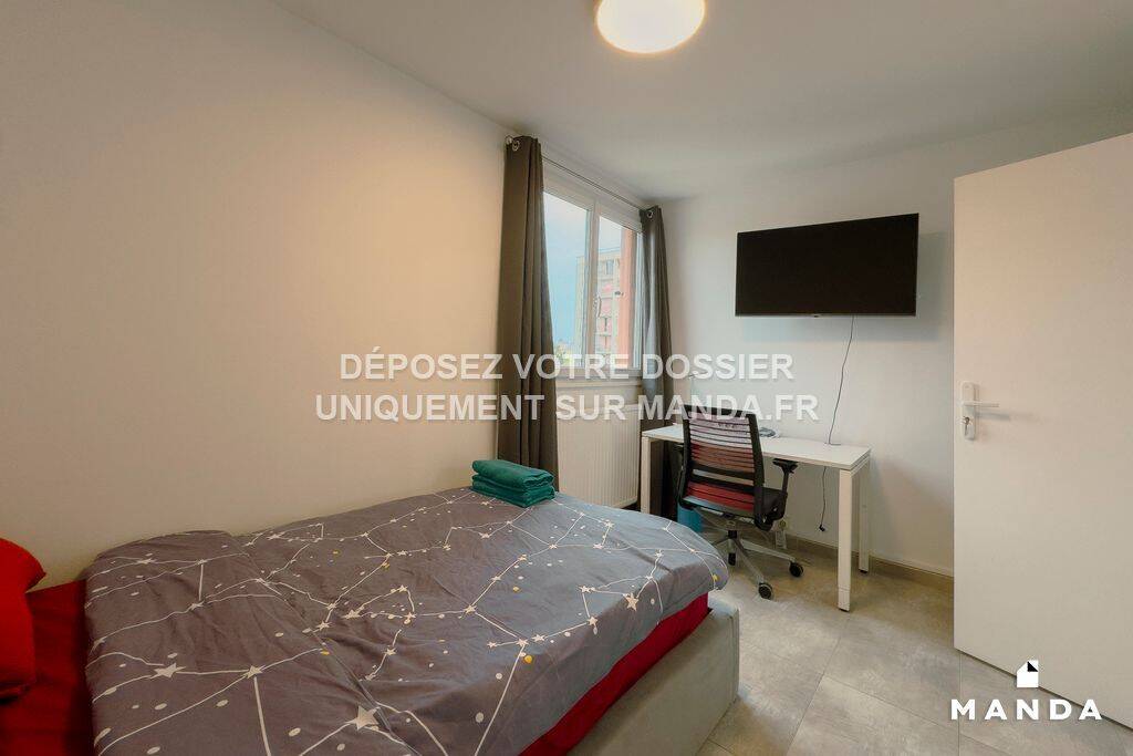 Colocation à louer - Saint-Ouen-l'Aumône - 450 € - 6 pièces, 5 chambres, 5ème étage · 450 €