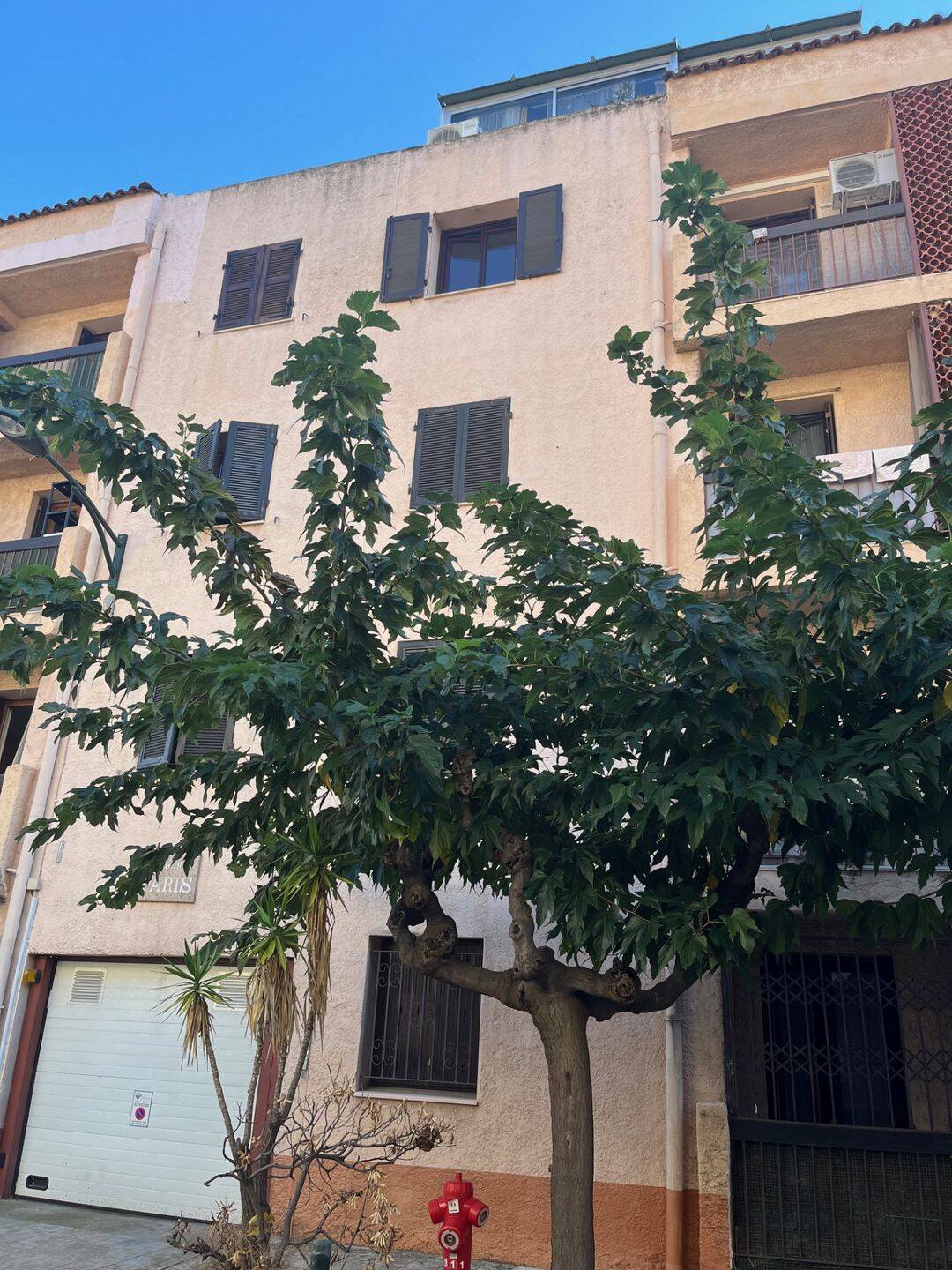 Appartement 2 pièces 50 m² · à Hyères · 50 m² · 120 000 €