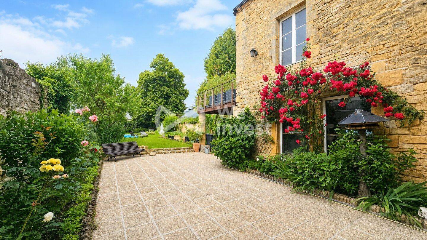 Maison 7 pièces 233 m² · à Sedan · 233 m² · 355 000 €