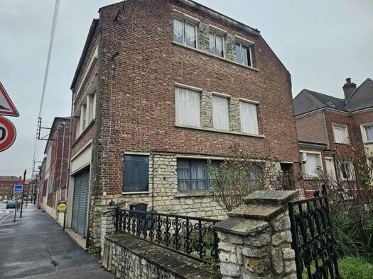 Immeuble à vendre 45 000 € 108 m² Guise 02120