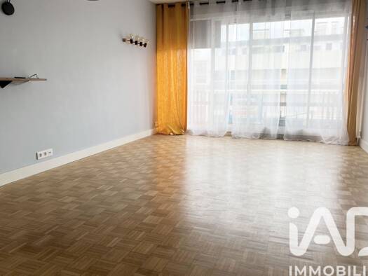 Appartement à vendre 372 000 € 3 pièces 2 chambres 68 m² Étage 7/8 Le Port Galand Bourg-la-Reine 92340