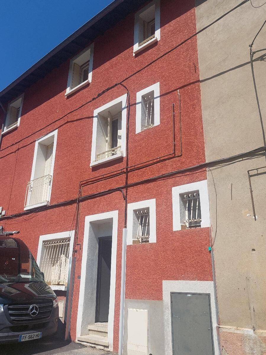 Appartement 3 pièces 69 m² · à Givors · 69 m² · 850 €