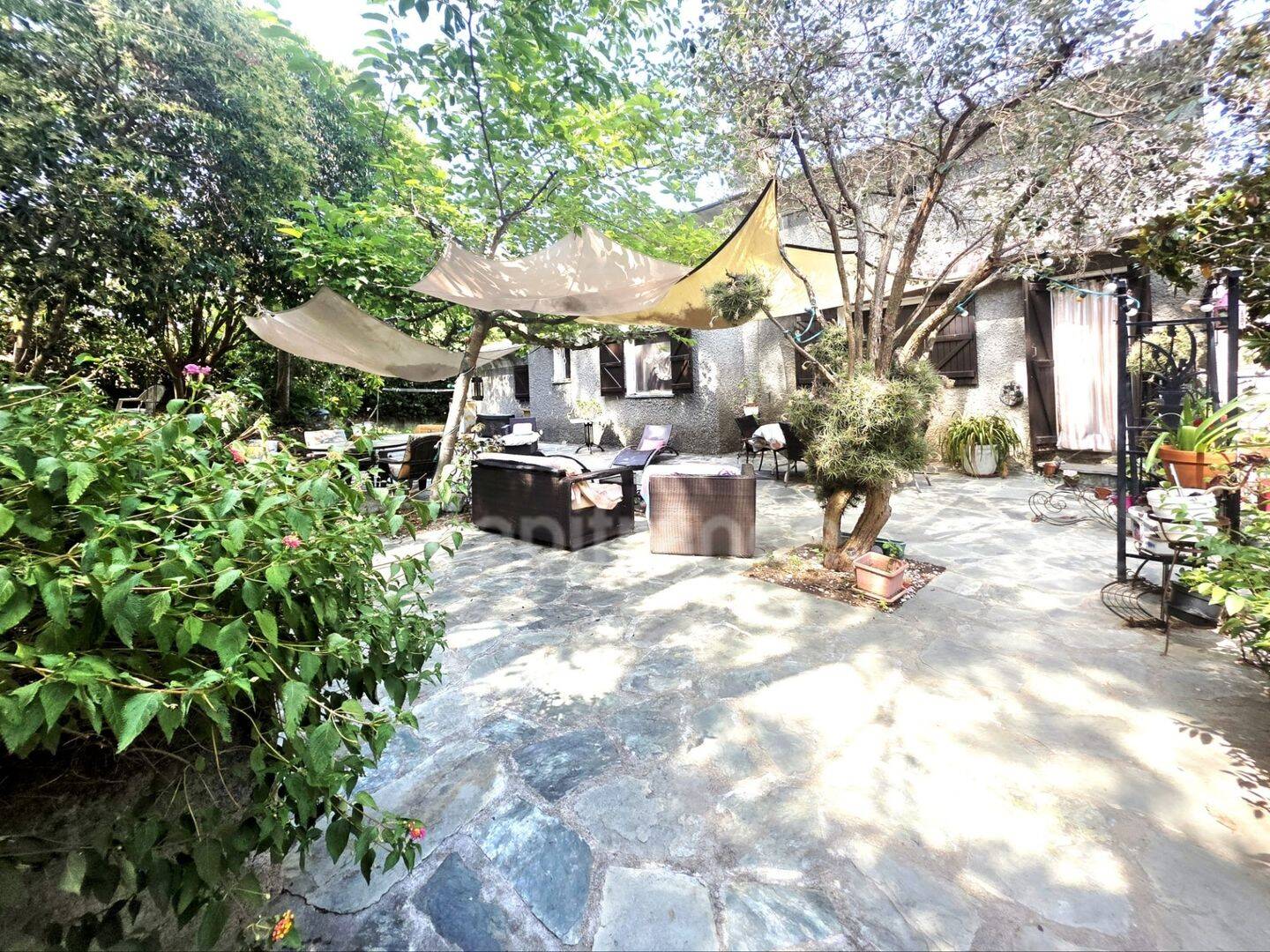 Maison 6 pièces 200 m² · à Biguglia · 200 m² · 487 000 €