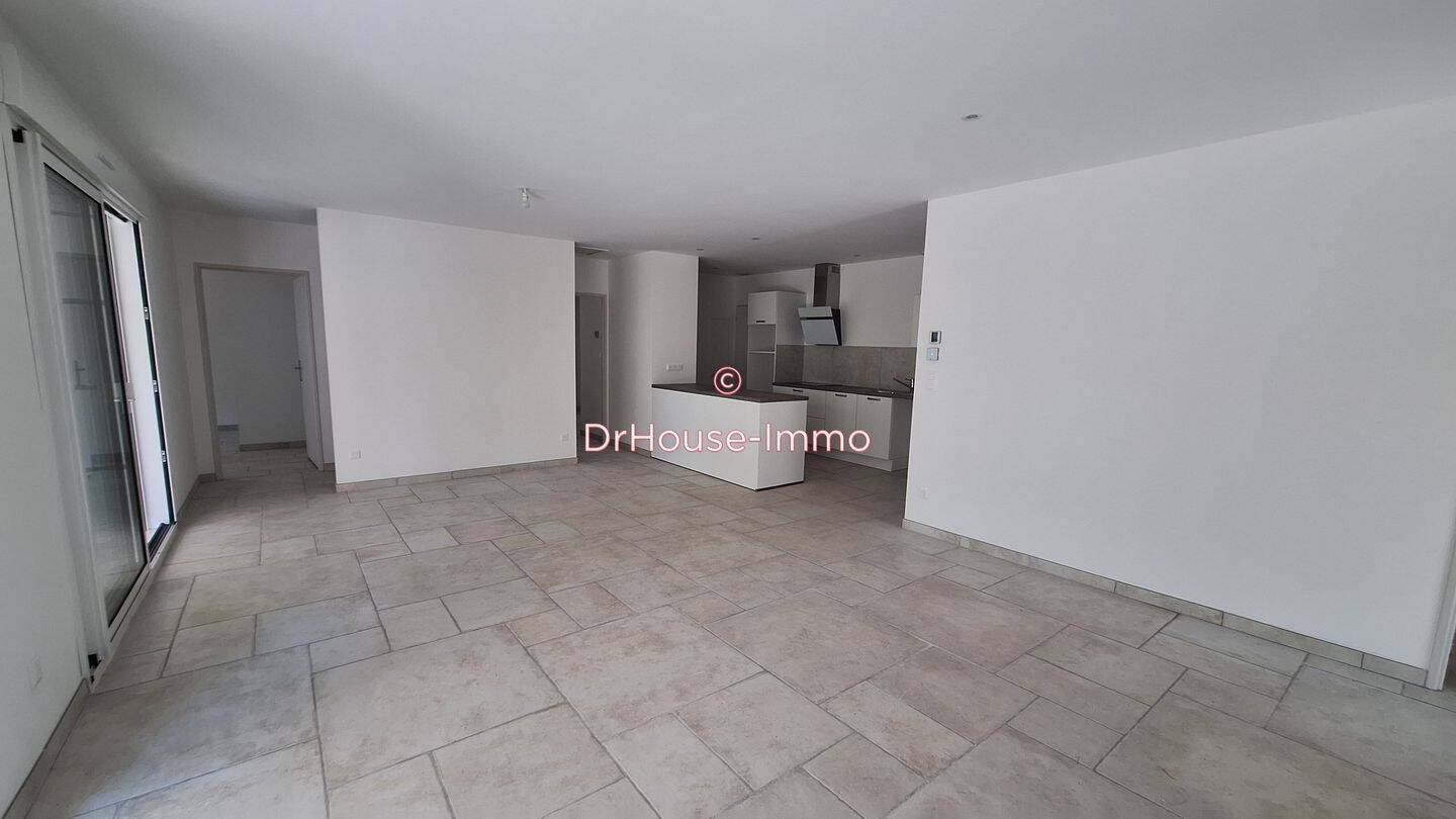 Maison 4 pièces 93 m² · à Noves · 93 m² · 1 376 €